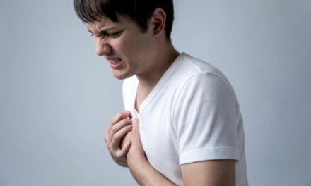 Névralgie intercostale : symptômes, causes et traitements de cette affection douloureuse