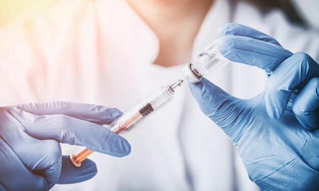 Alerte vaccins : plusieurs produits placés sur la liste rouge des substances vénéneuses par l’ANSM